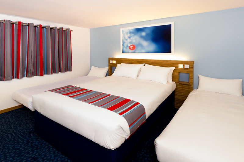 Travelodge London Stratford Hotel Luaran gambar