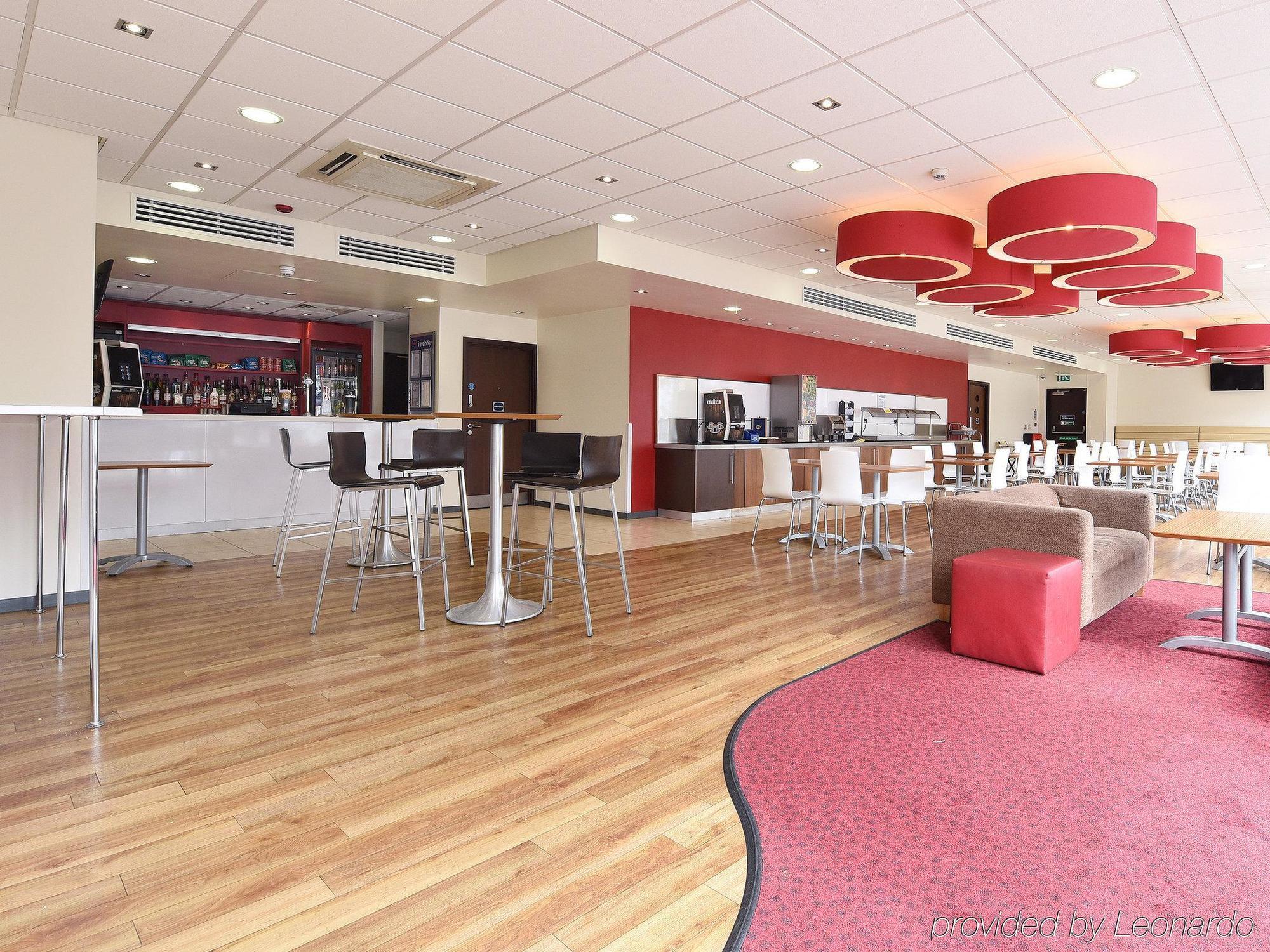 Travelodge London Stratford Hotel Luaran gambar