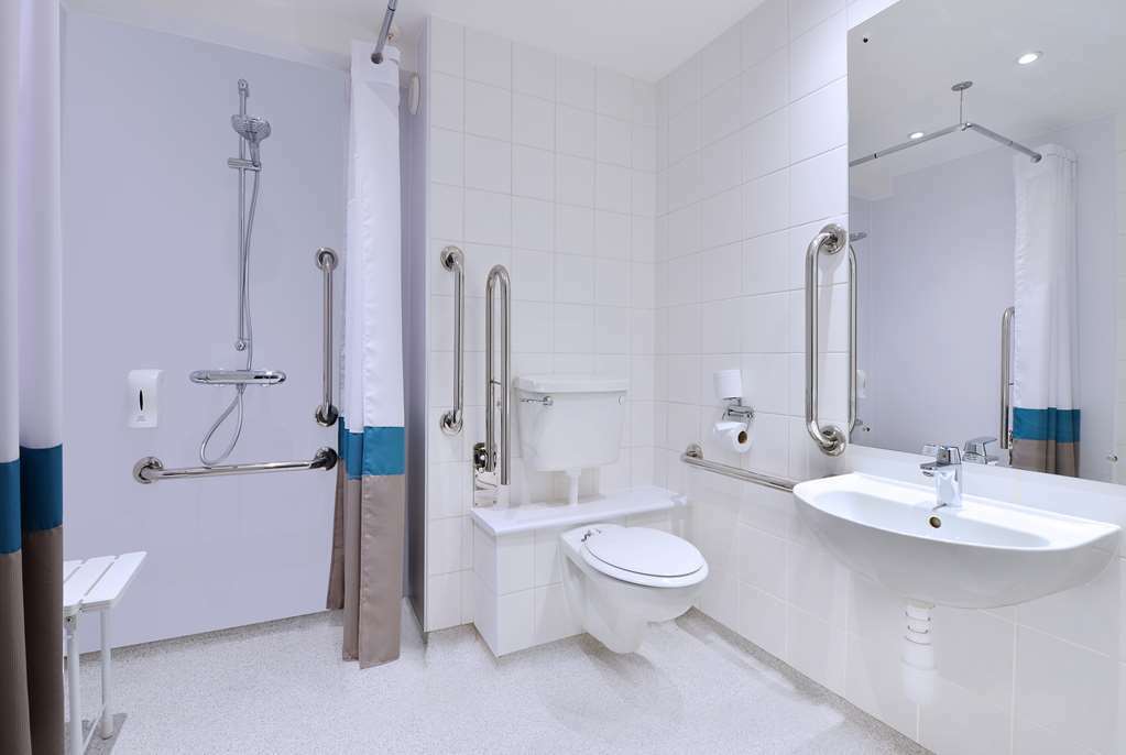 Travelodge London Stratford Hotel Bilik gambar